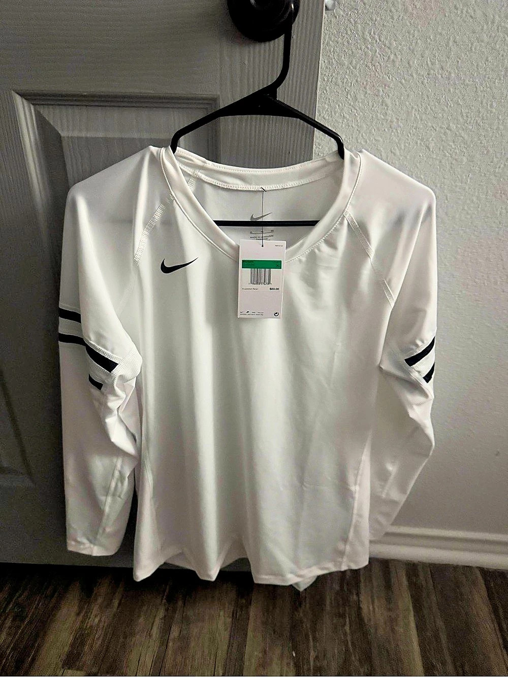 Nike Long Sleeve Jersey in White & Black Size Large